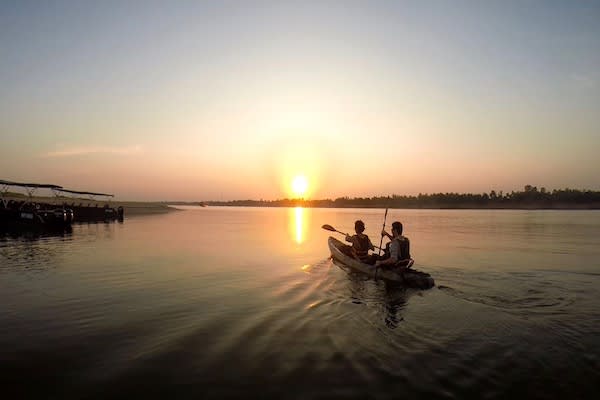Aqua Mekong's 5-Day Mekong Explorer Upstream Day Five - Kayaking